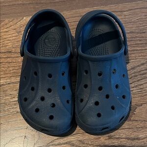 Little Kids Navy Blue crocs size 10/11